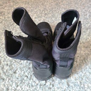 Danner Men’s Tachyon 8” Gore-Tex Duty Boot